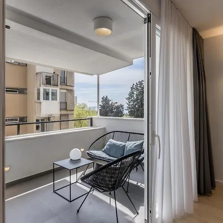 Beata Elegance Apartment *