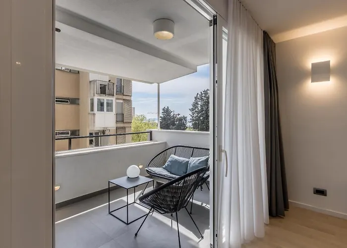 Beata Elegance Apartamento *