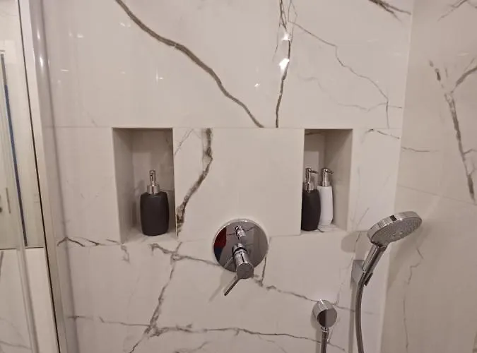 Beata Elegance Apartamento *